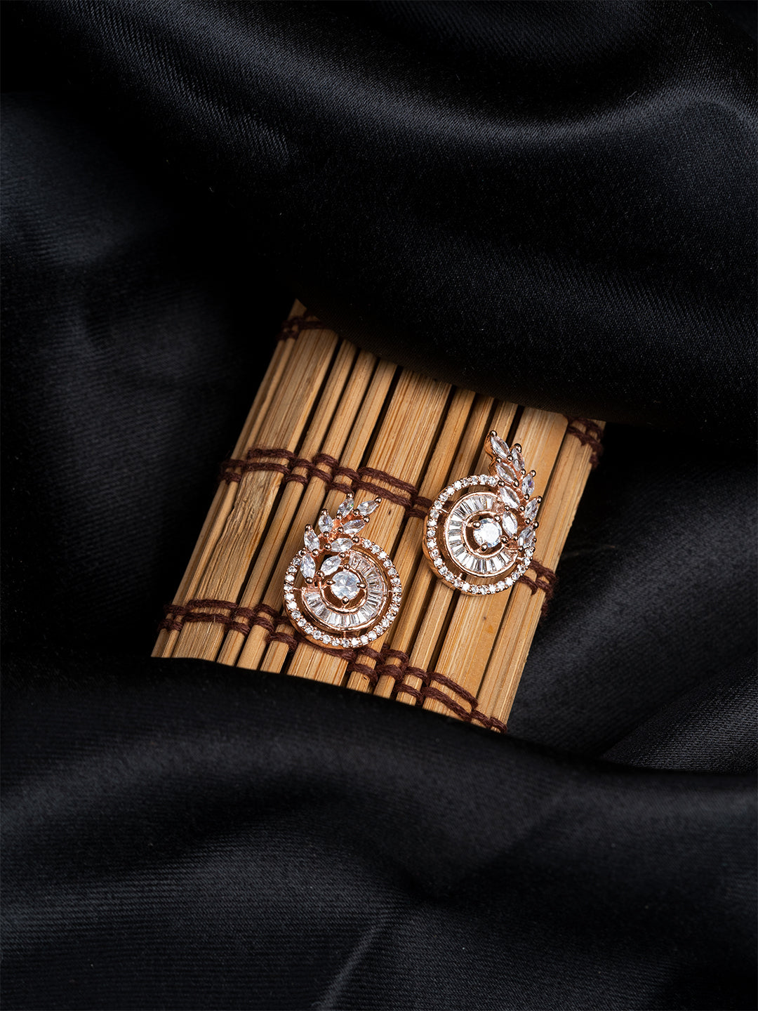 ITARA Rose Gold & White Circular Studs