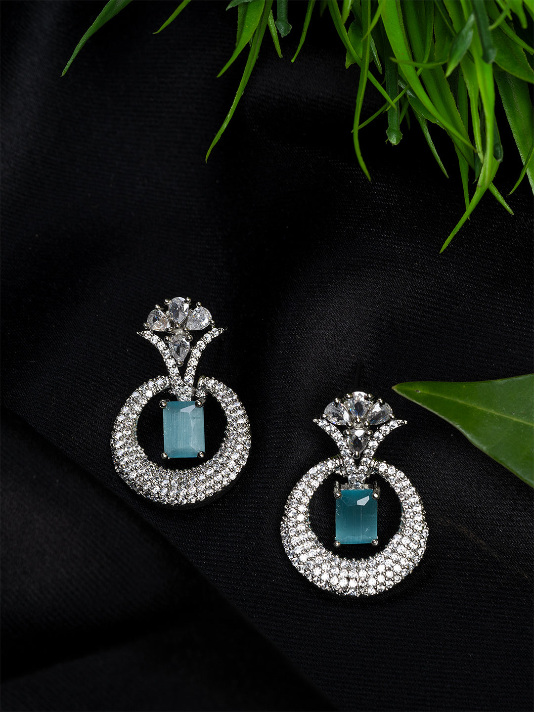 ITARA Sea Green & White Contemporary Studs