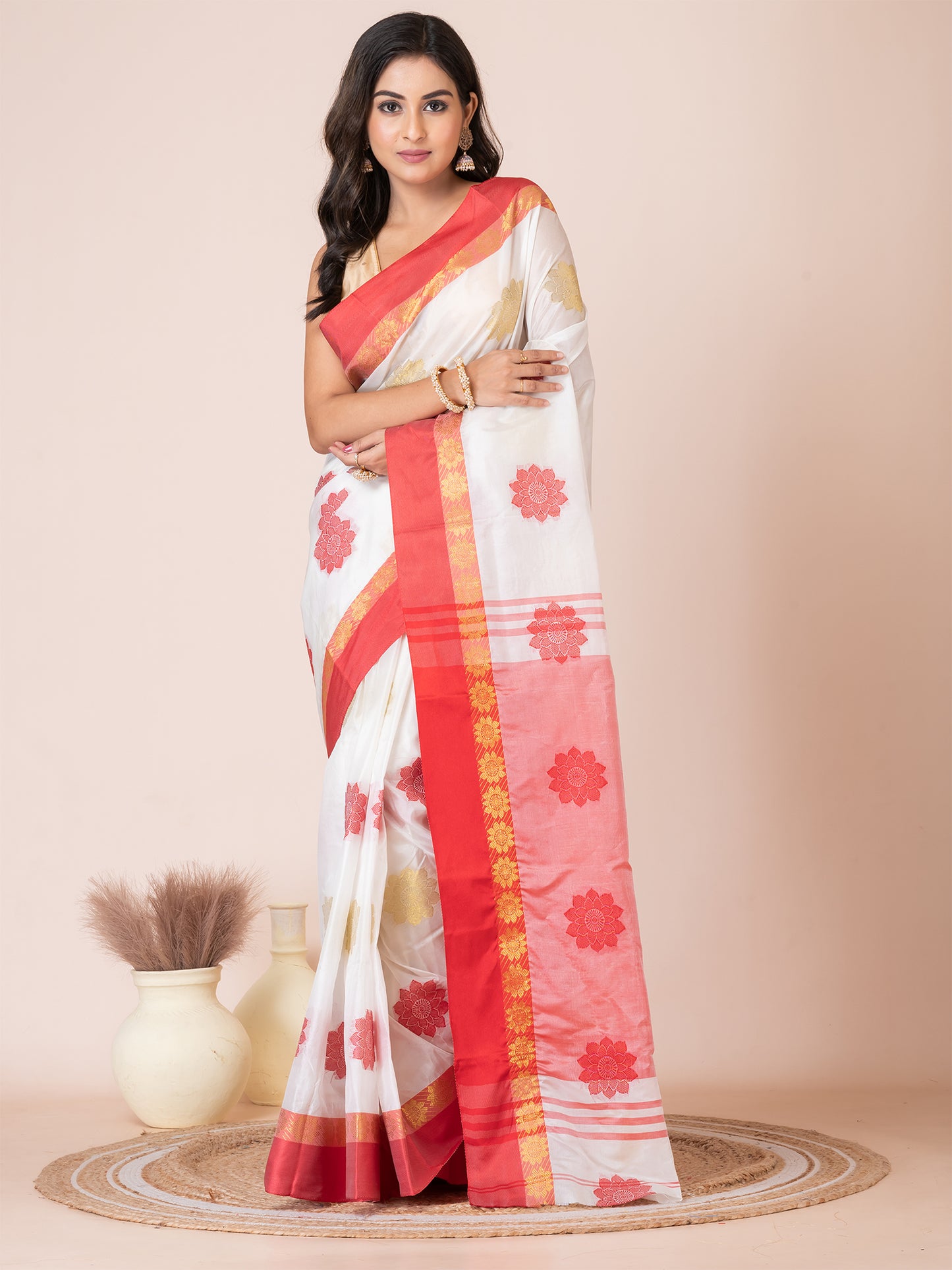 ITARA White & Red Silk Floral Design Zari Work Tussar Saree