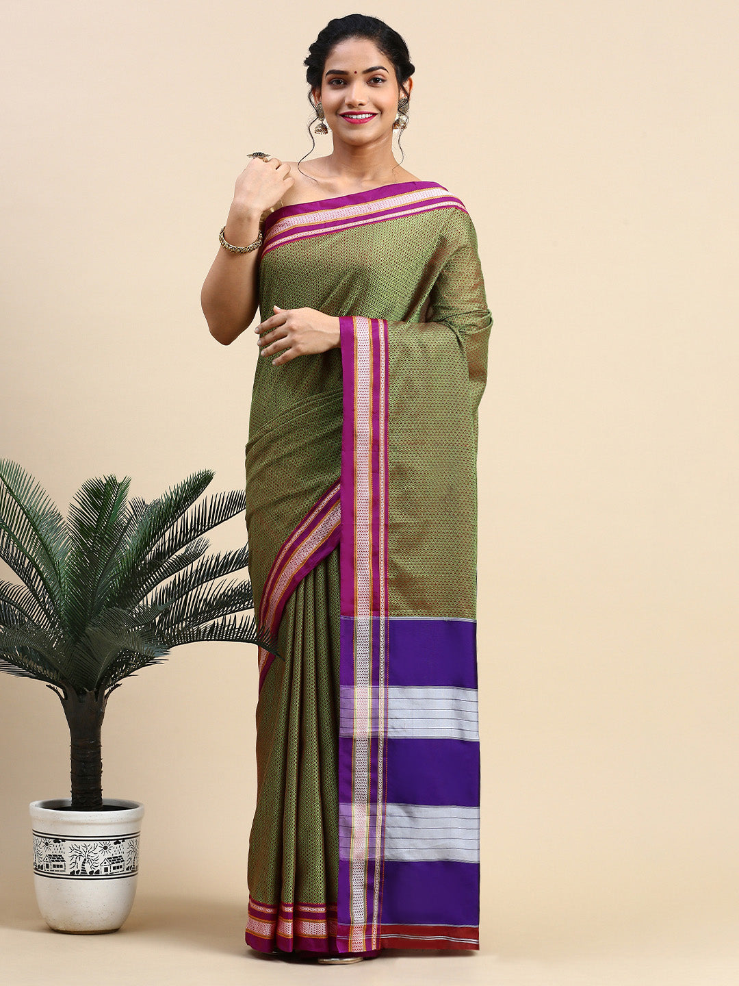 Olive Khun saree