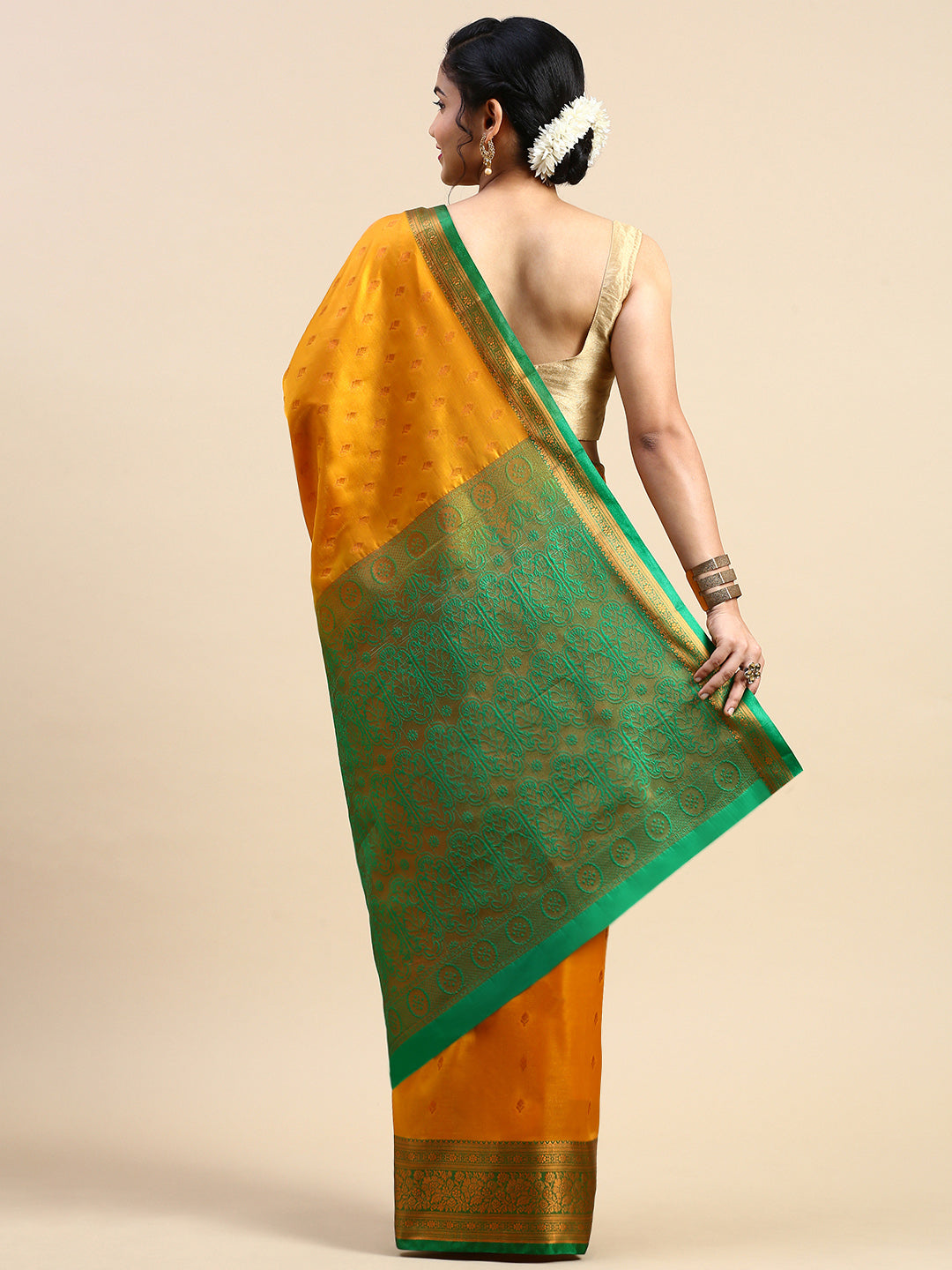 Golden color Traditional & Royal Kanchipuram Silk Butta Work Saree