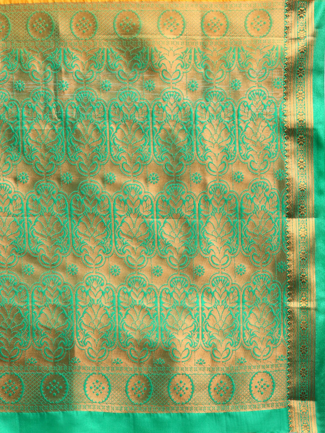 Golden color Traditional & Royal Kanchipuram Silk Butta Work Saree