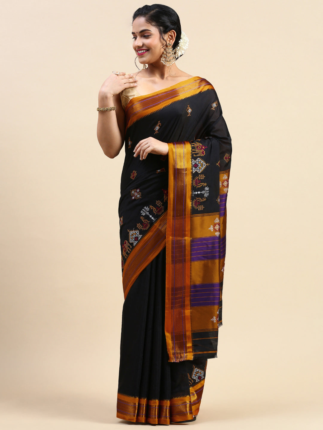 Kasuti Work Handloom Cotton Blend Saree in Black