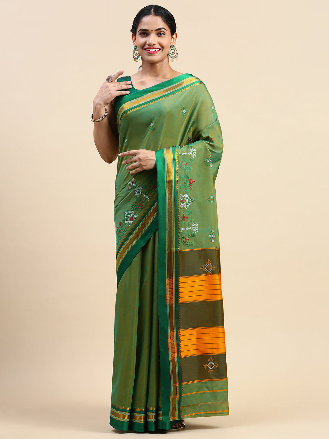 Kasuti Work Handloom Cotton Blend Saree in Green