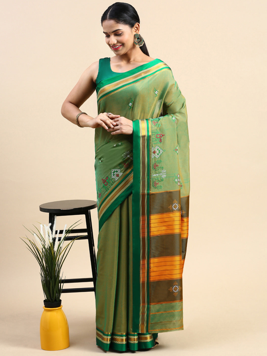 Kasuti Work Handloom Cotton Blend Saree in Green